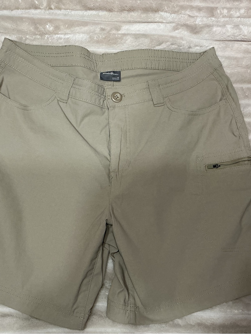 Eddie Bauer Women’s Cargo Shorts in Khaki